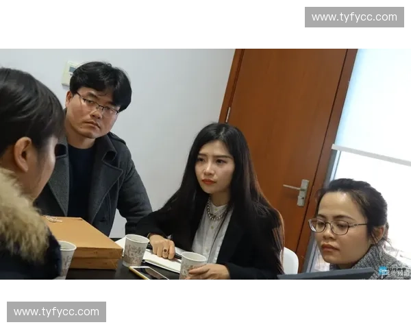 探索电竞心理辅导在提升选手竞技表现与团队合作能力中的关键作用 探索电竞心理辅导在提升选手竞技表现与团队合作能力中的关键作用